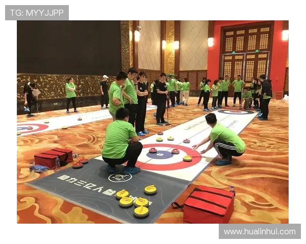 赛场如棋步步为营每局复盘沟通共筑下一场胜势之路的团队协作精神