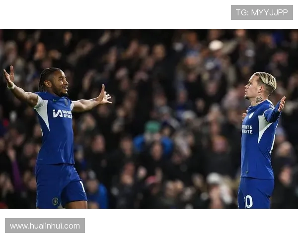 官方宣布前切尔西前锋摩西加盟哈萨克斯坦球队签约一年征战新赛季